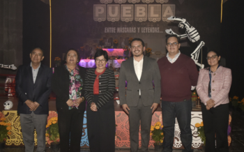 Entre máscaras y leyendas, la BUAP rinde homenaje a la lucha libre